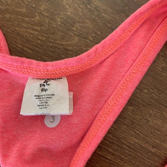 🔥 2/$22 🔥 Triple flip athletic tanktop size 10 - Picture 2 of 2